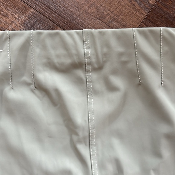 Zara Sage Green Biker Shorts - Picture 10 of 11